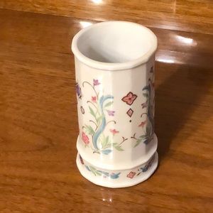 Japanese porcelain vase